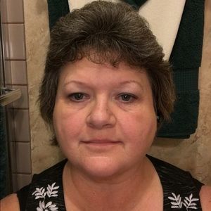 Meet your Posher, Pam