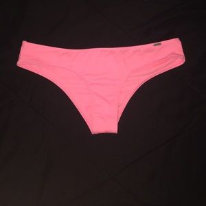 Super cute hot pink! Hollister bottom! 😊