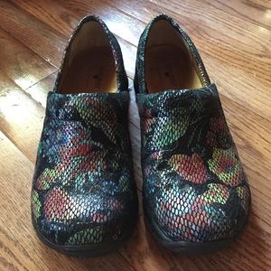 Beautiful Nurse Mate Shoes