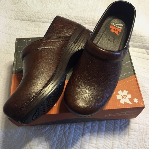 Dansko PRO XPFloral Tooled shoes