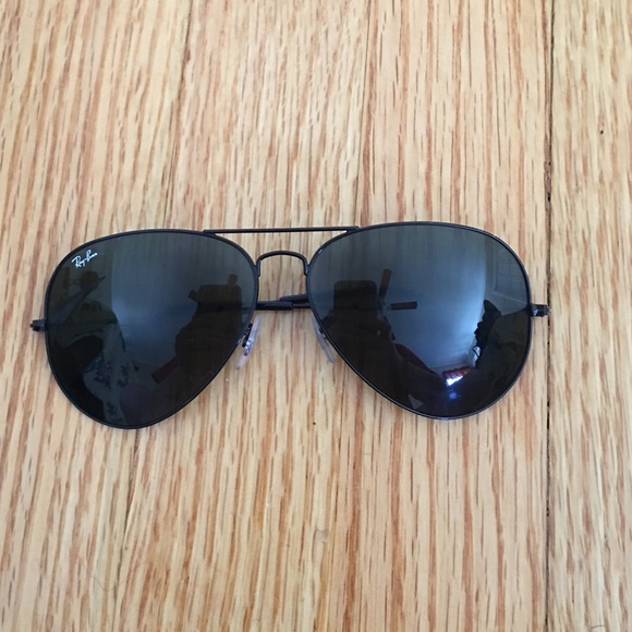 Selling these to get a different color.