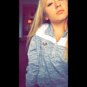 Meet your Posher, Carissa