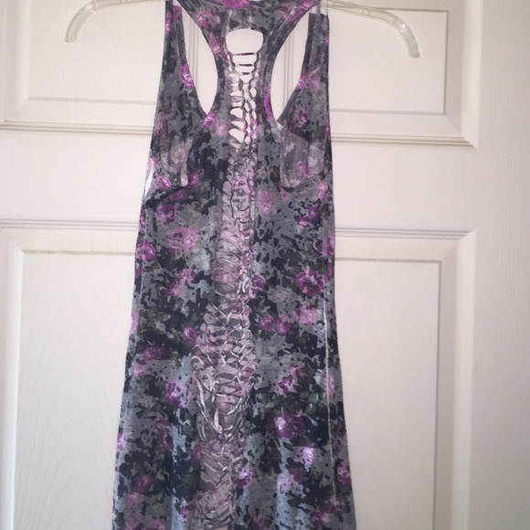 Tank top - Picture 2 of 2