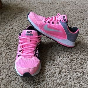 Pink Nike Elites 🏃🏻