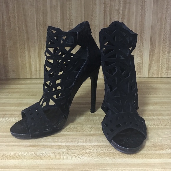 🎉CLOSET CLEAROUT🎉 Heels