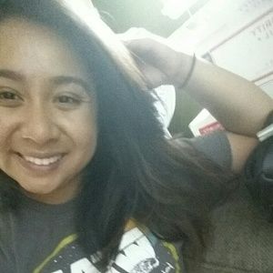 Meet your Posher, Dana