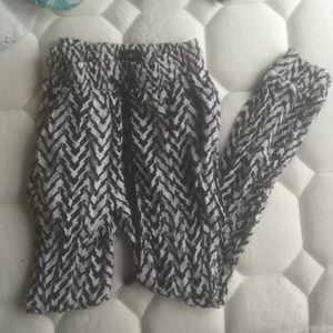 Printed Zig Zag silky joggers