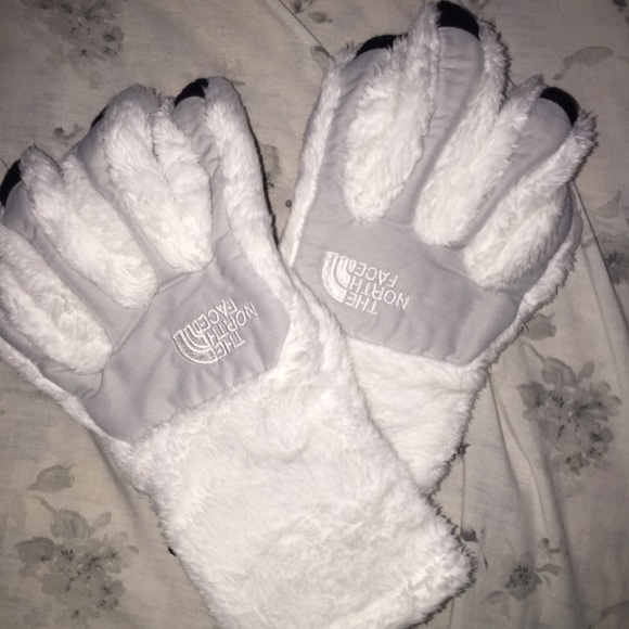 NWOT NORTH FACE GLOVES