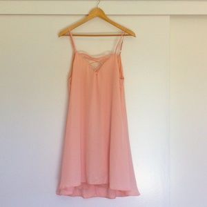 Flowy, light pink, summer dress 🌸🌾