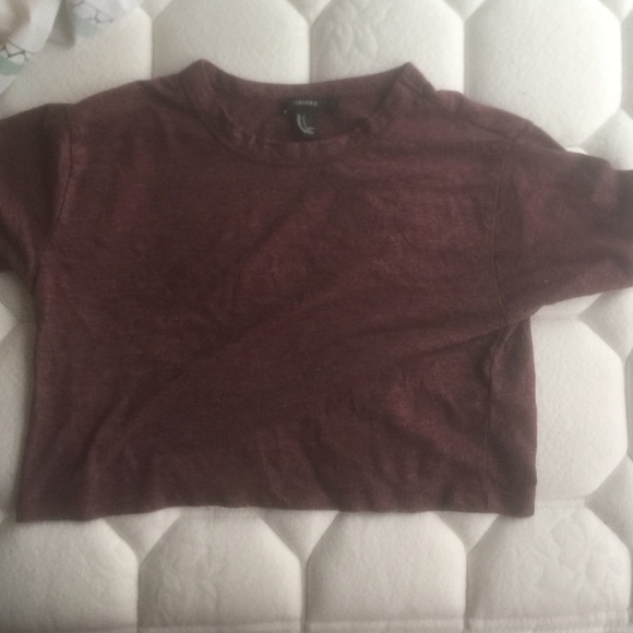 FOREVER 21 Maroon short sleeves crop top