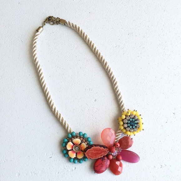 Handmade rope necklace - Picture 2 of 4