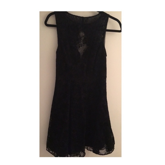 Black Alice and olivia lace dress with open back