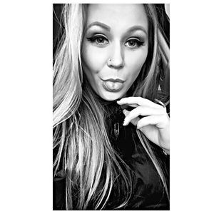 Meet your Posher, Michaela