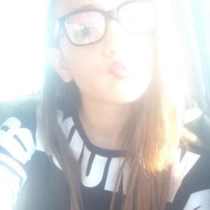 Meet your Posher, Noelle