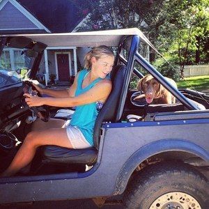 Meet your Posher, Caitlyn