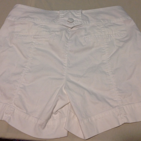 Size 4 white shorts by One Song. - Picture 2 of 4