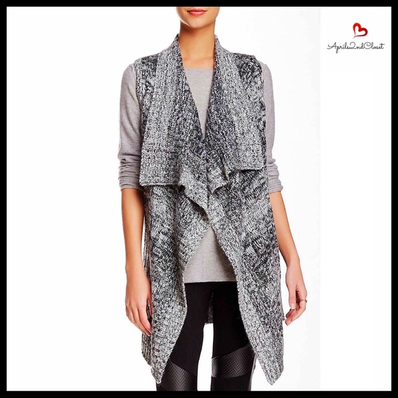 ROMEO & JULIET LONG DRAPED SHAWL CARDIGAN VEST - Picture 3 of 8