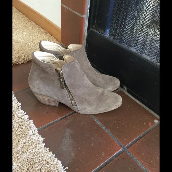 Tan heeled booties