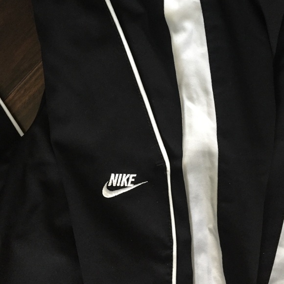 Nike athletic pants - Picture 2 of 3