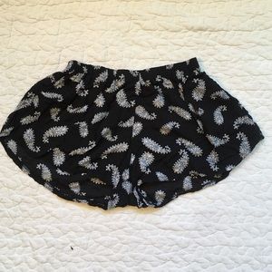 Brandy Melville Paisley Flowy Shorts