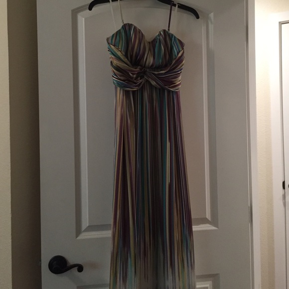 Jessica Simpson Size 6 dress