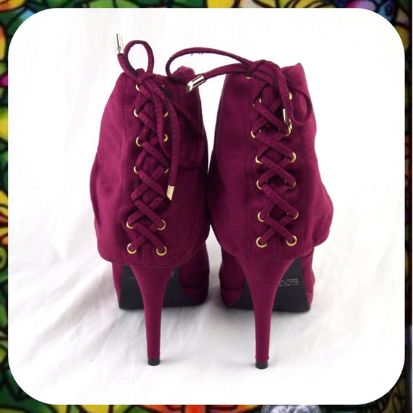 🌟Sold🌟NWT Folded Slouch Wine Platform Booties 8M - Picture 3 of 4