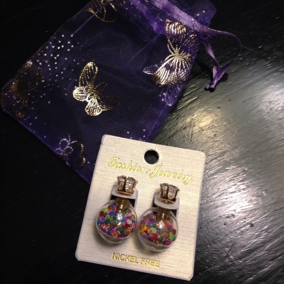 🆕 LAST PAIR Confetti Double Sided Earrings - Picture 4 of 4