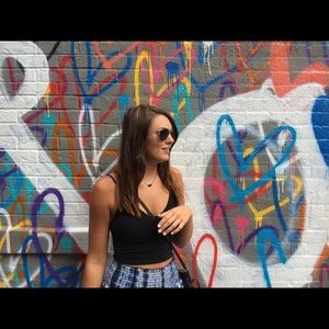 Meet your Posher, Becca