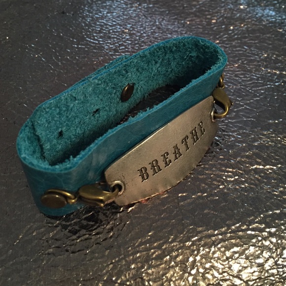 Lenny & Eva "Breathe" bracelet