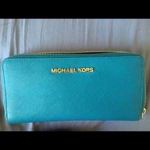 Michael Kors wallet