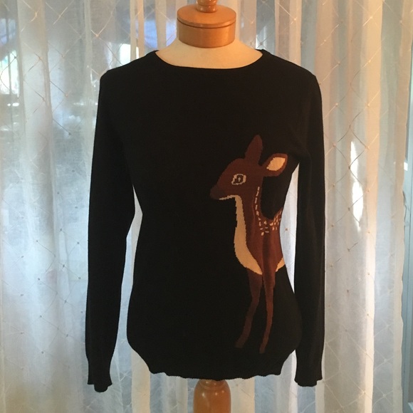 Deer sweater
