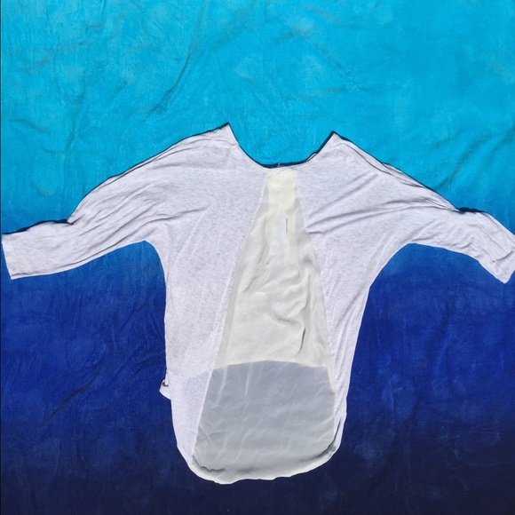 Aeropostale high low, 3/4 sleeve t-shirt 😊 - Picture 2 of 2