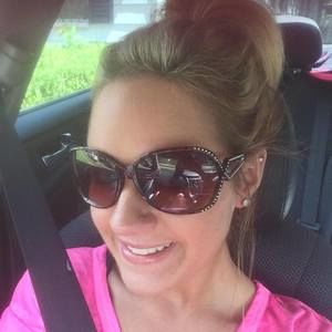 Meet your Posher, Lexie