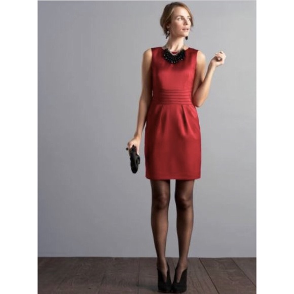 EUC Banana Republic Pintuck Waist Satin/Wool Dress