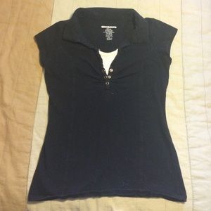 M woman's shirt
