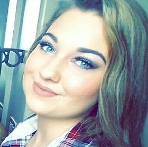 Meet your Posher, Chase