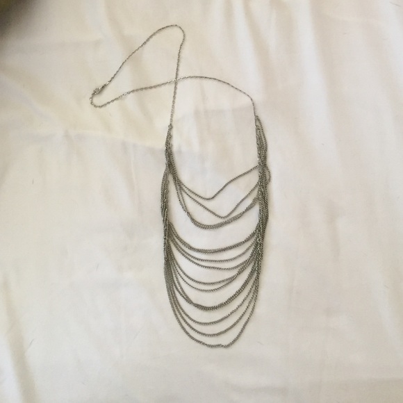 Silver layer chain necklace