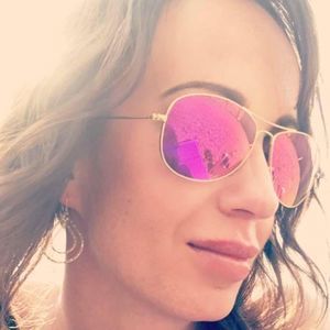 Meet your Posher, Stacy