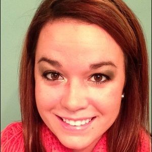 Meet your Posher, Breanna