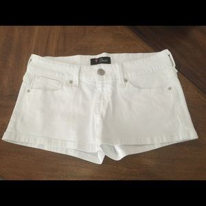 ☀️SUMMER SALE☀️ Guess White Denim Shorts