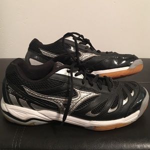 🚫SOLD ON MERC🚫 Mizuno Women's Wave Rally 5