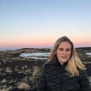 Meet your Posher, Danielle