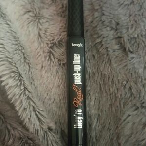 New never used! Benefit They're Real Push Up liner