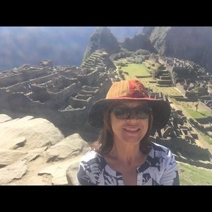 Meet your Posher, Marcela