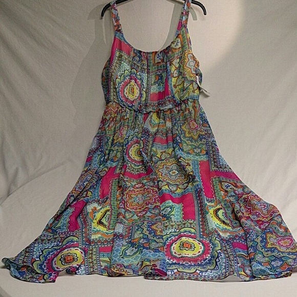 Signature Robbie Bee size 16W - Picture 1 of 2