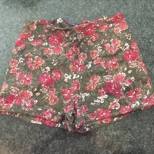 Brandy mellville stretch short