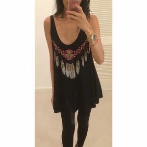 HP 🎉 Brand New Wildfox Black Feather Tank