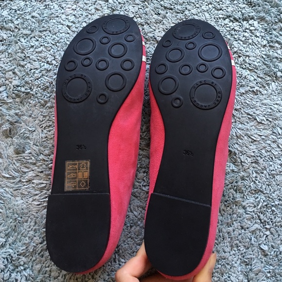 ⭐️HP⭐️Cute Marc by Marc Jacob Cat Face Flats - Picture 3 of 4