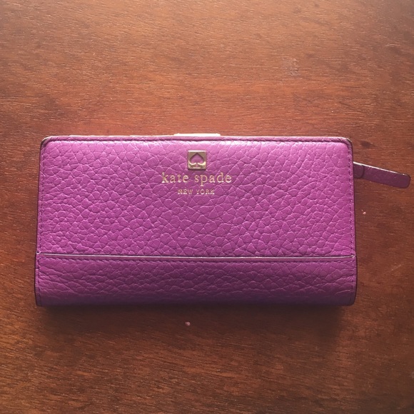 KATE SPADE wallet!!