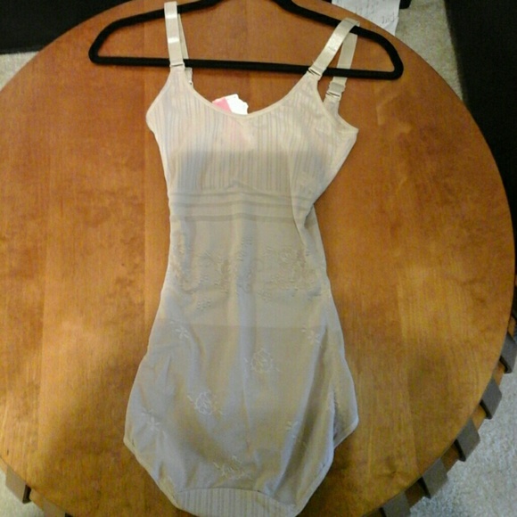 Cream shape wear
